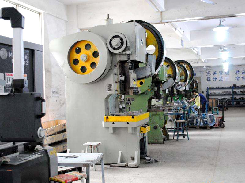 五金加工廠工資怎麼樣？各類職位介紹