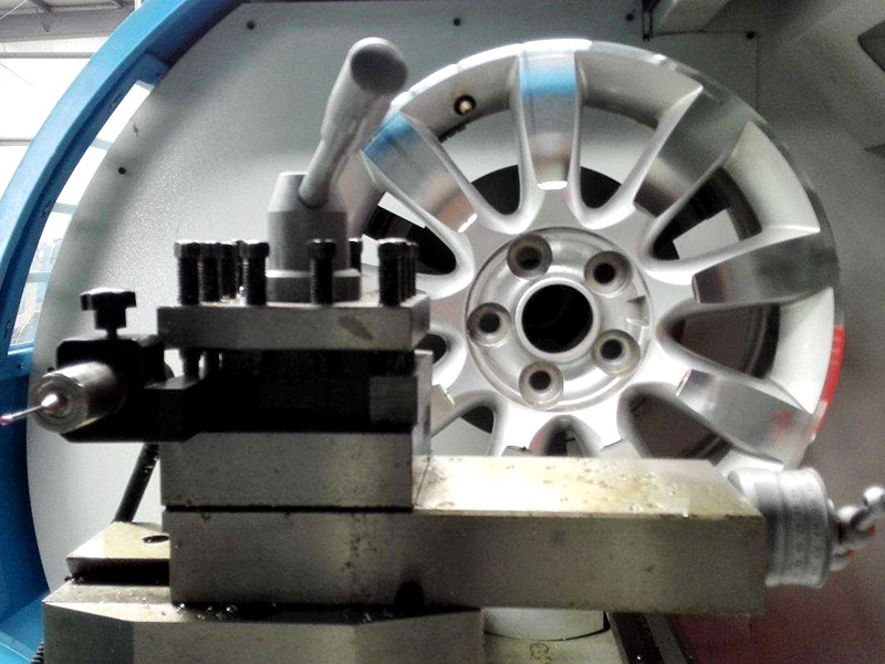 車床車槽都是一次加工到底的嗎？