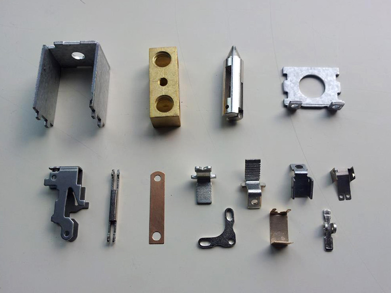 模具加工的汽車五金件有哪些？